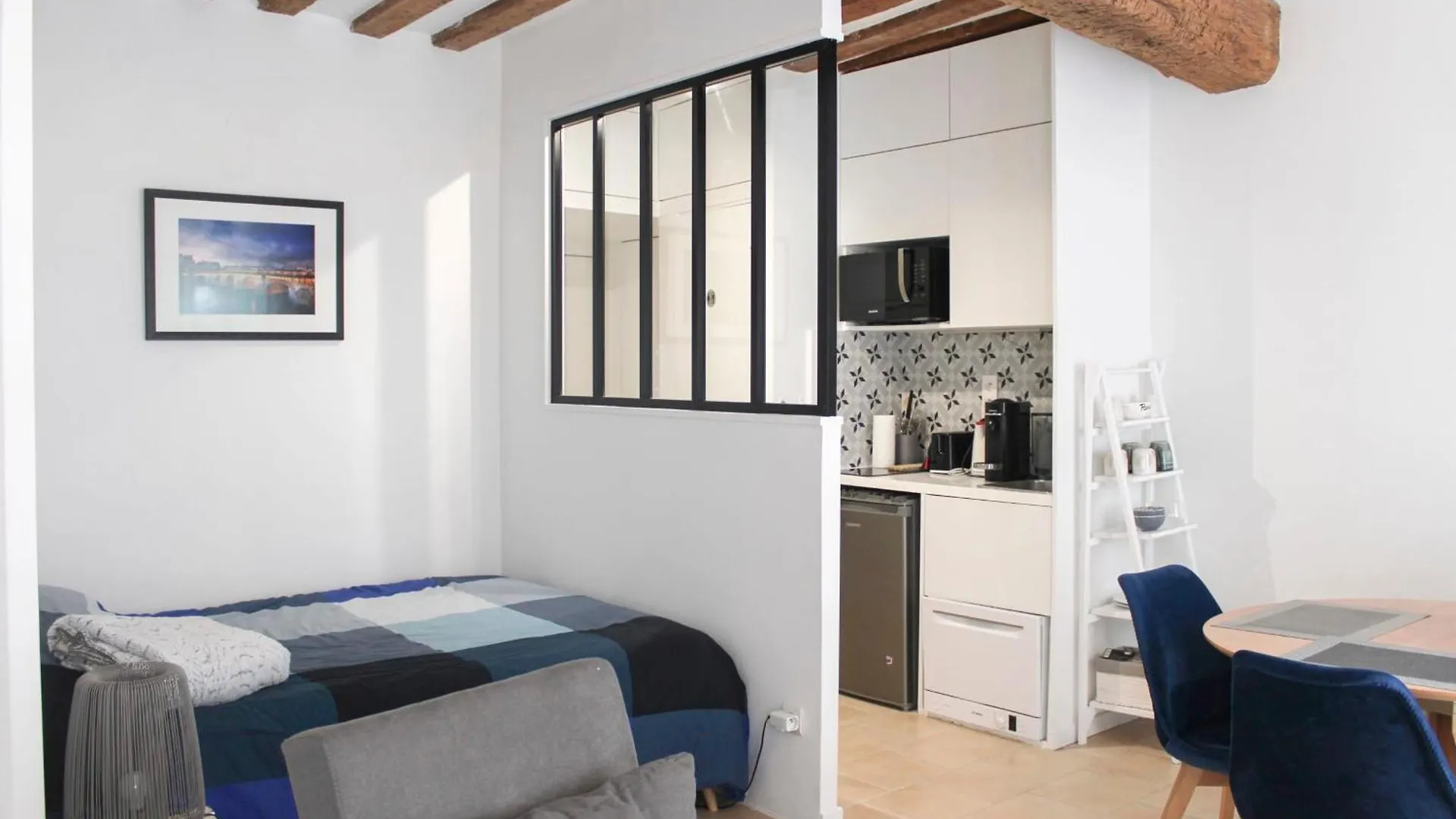 Appartement Bright Studio - Near Sainte-Chapelle à Paris 0*,  France